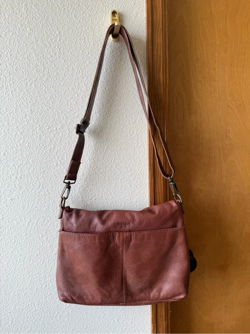 Margot New York Leather Crossbody Bag in Brown
